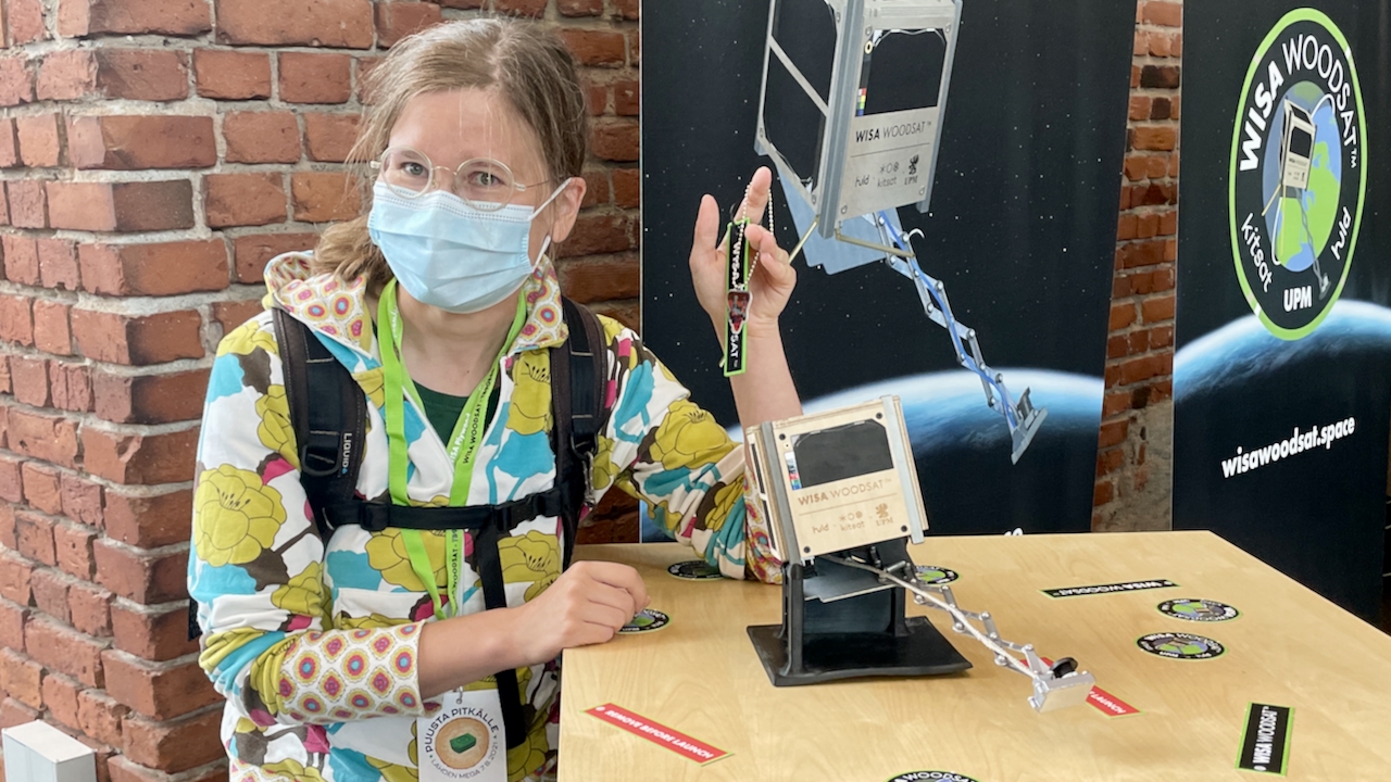 She had many spacey tags!